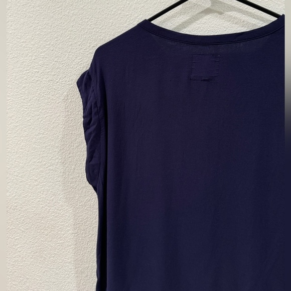 Chaser Navy Blue High Neckline Boxy Fit Slightly Cropped T-Shirt Top Size Medium - Picture 7 of 11